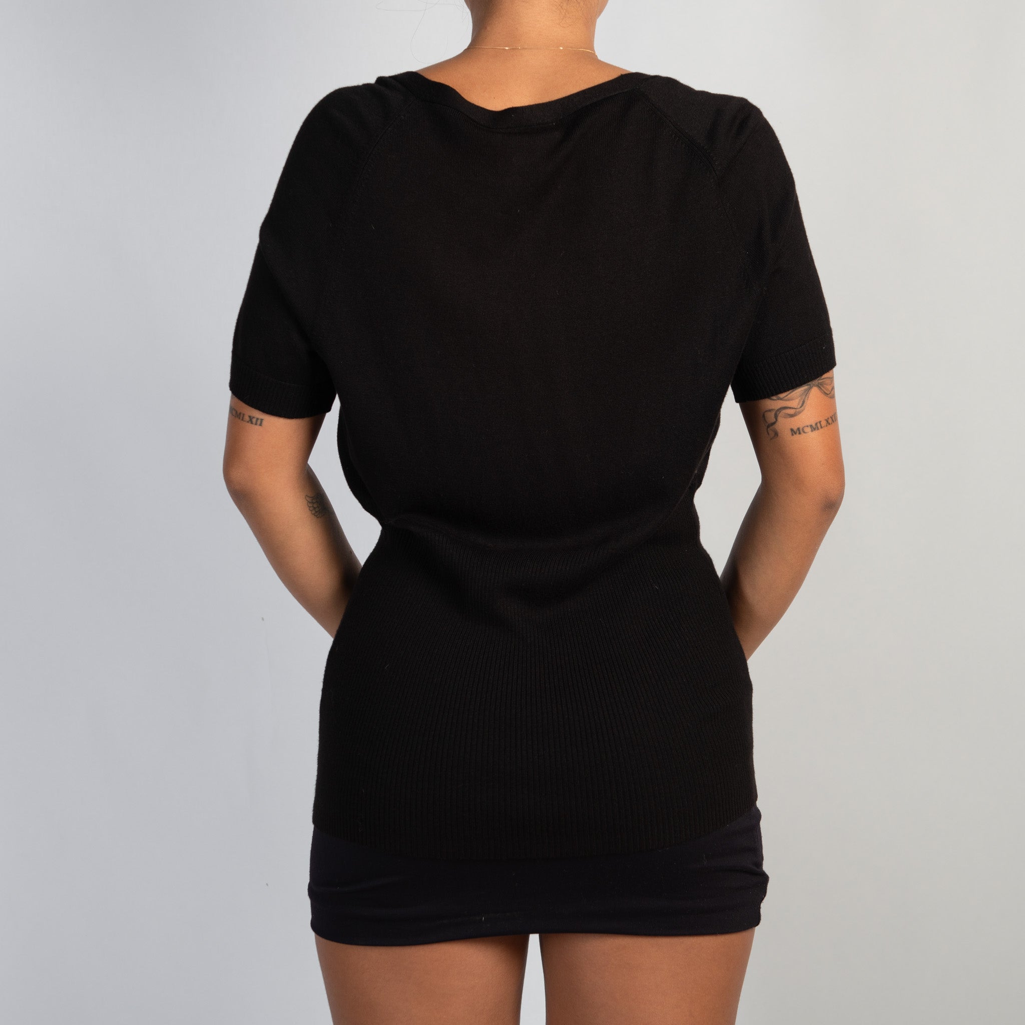 BLACK SHORT SLEEVE CARDIGAN