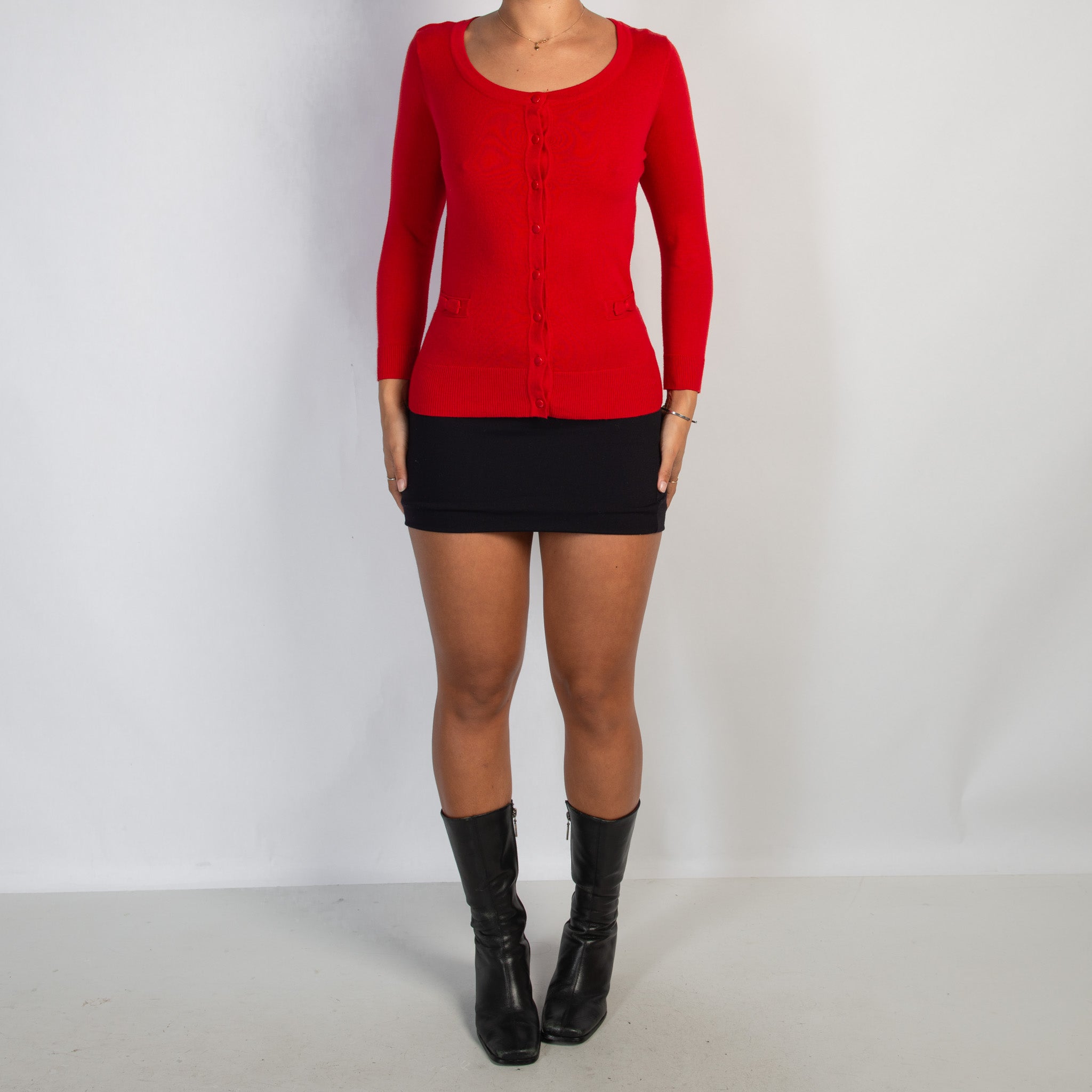 RED KNIT CARDIGAN