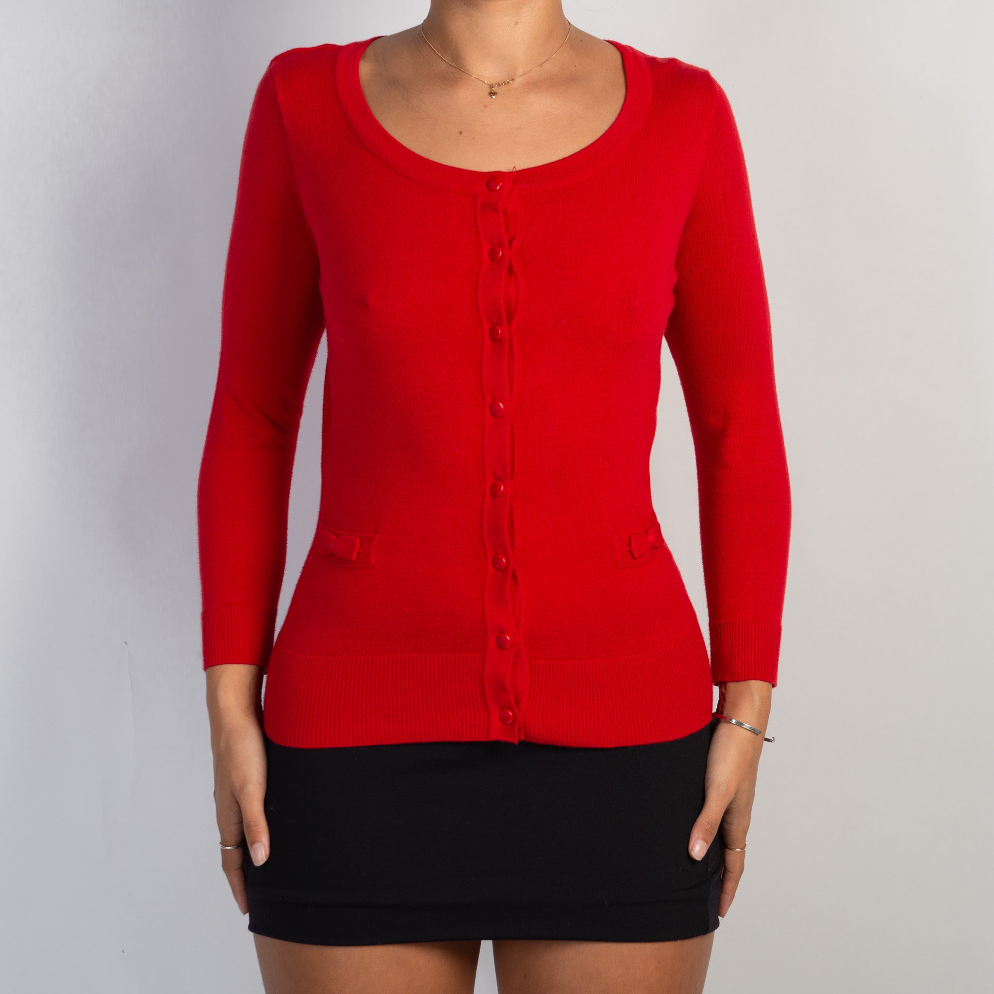RED KNIT CARDIGAN