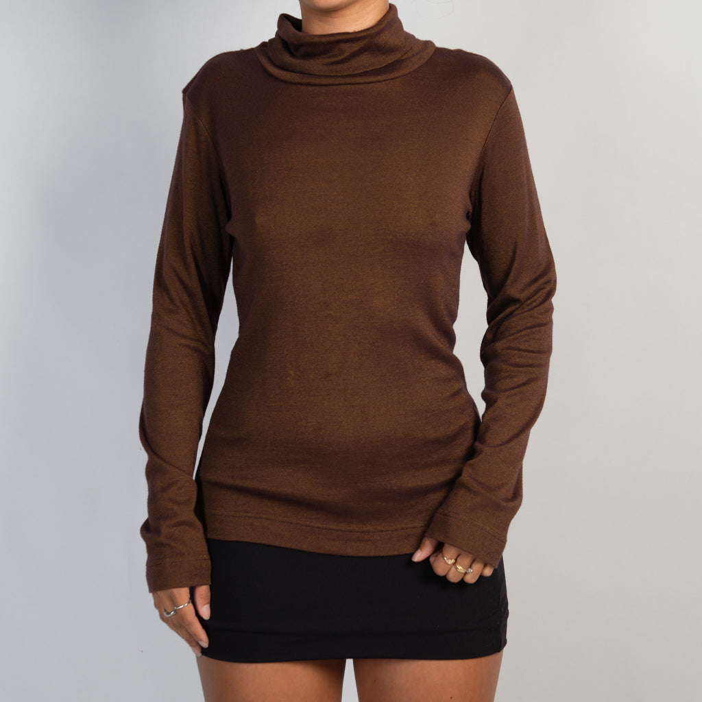BROWN LONG SLEEVE TOP