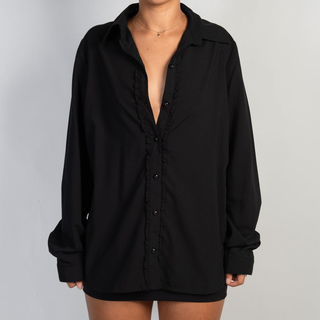 BLACK RUFFLE BLOUSE