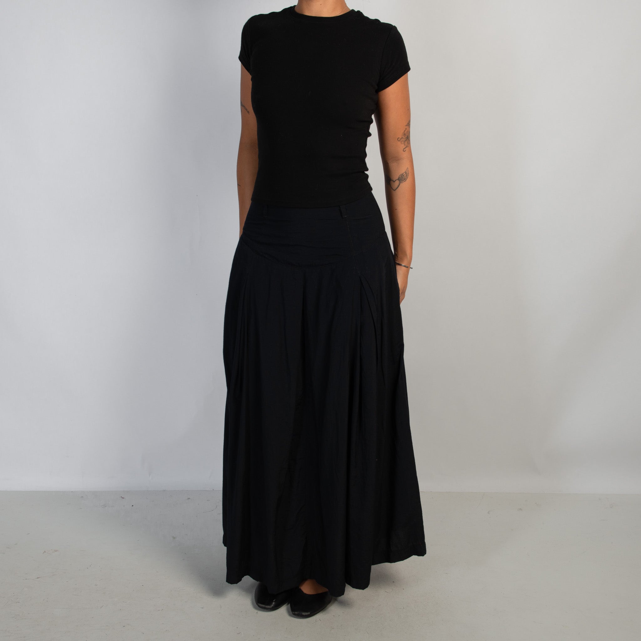 BLACK DROP WAIST MAXI SKIRT