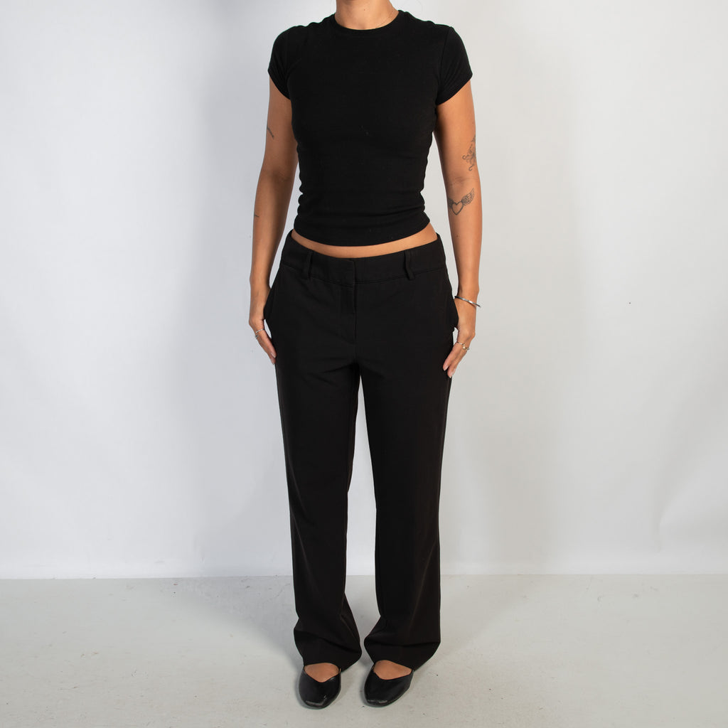 BLACK STRAIGHT LEG PANTS