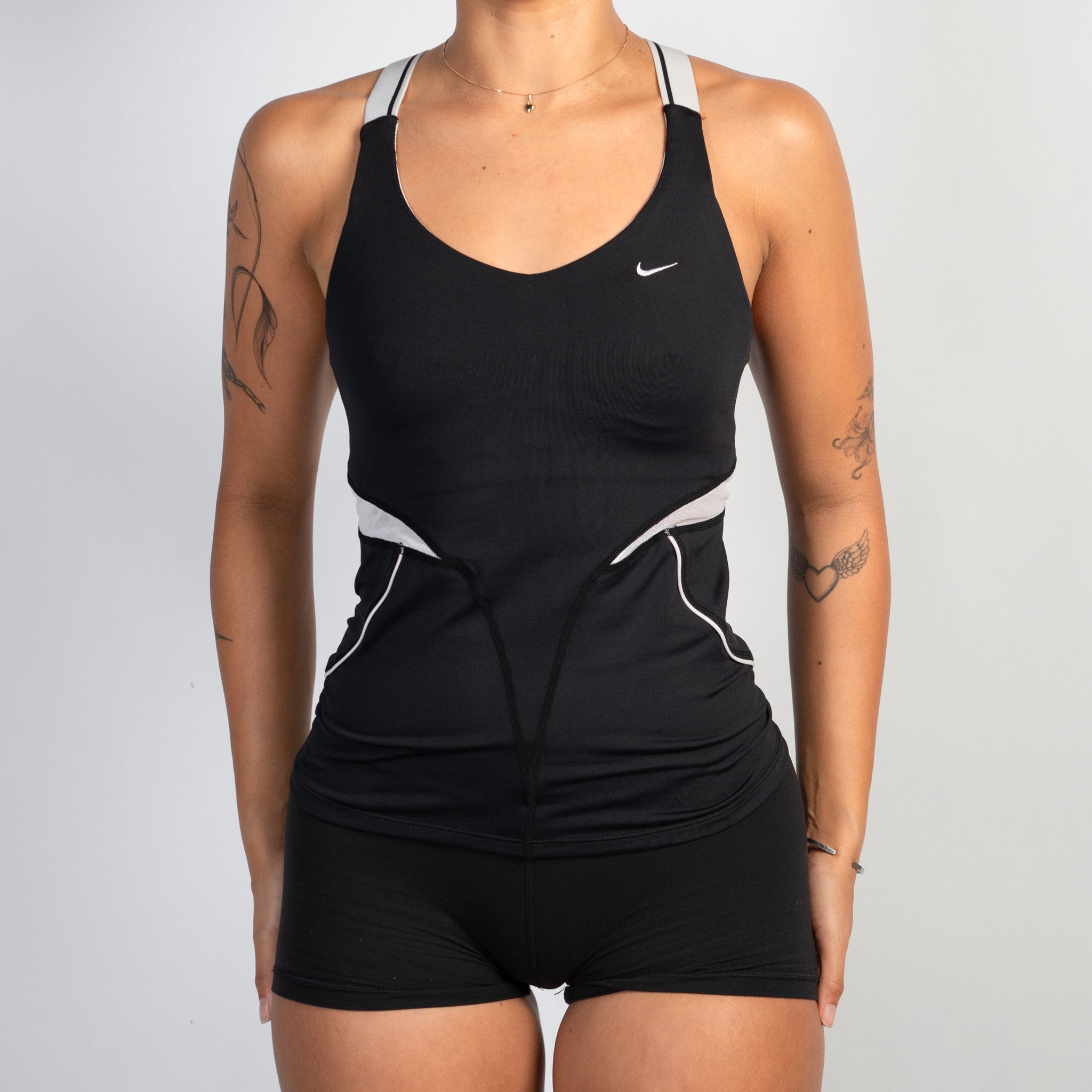B&W ACTIVE TANK TOP