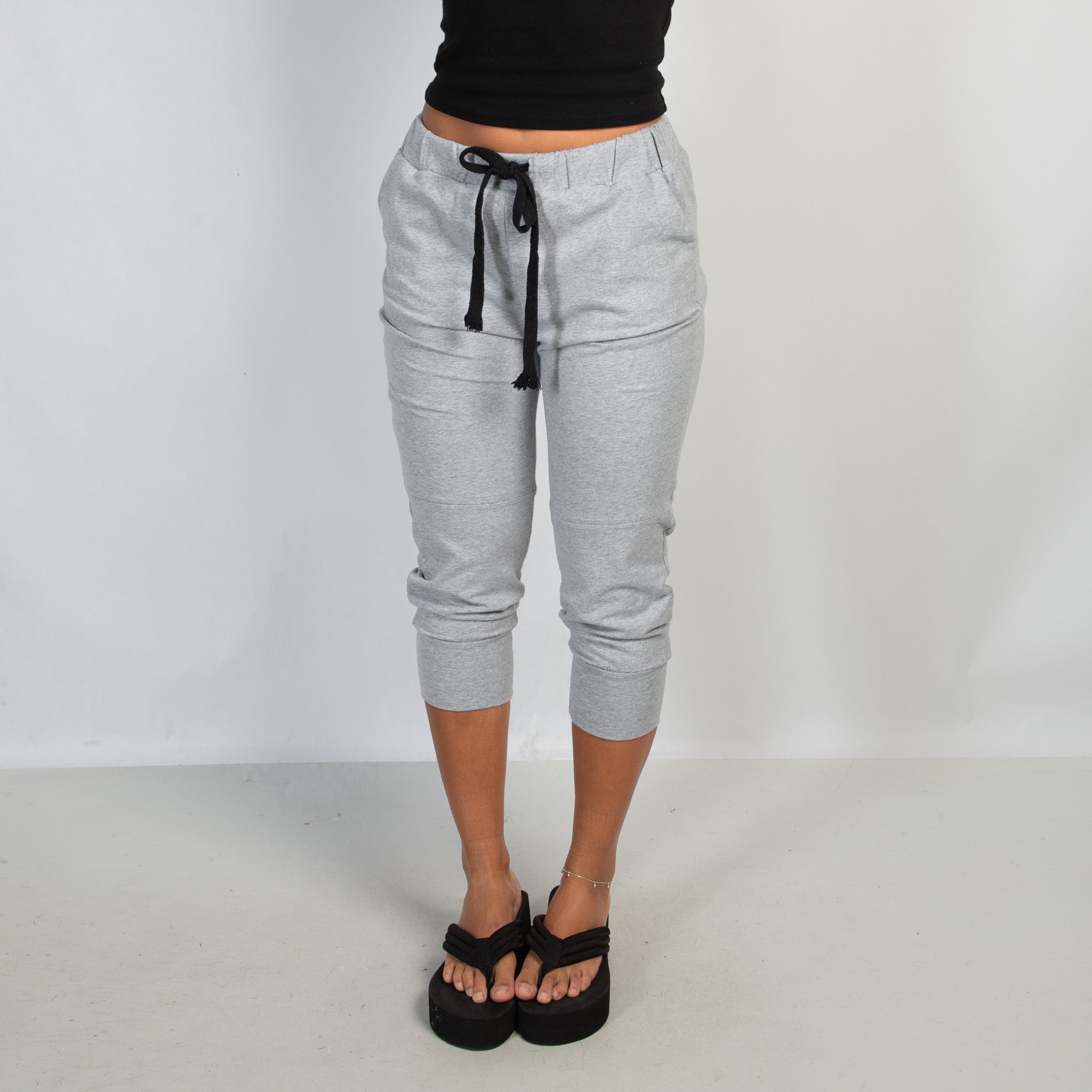 GREY CROP SWEATPANTS