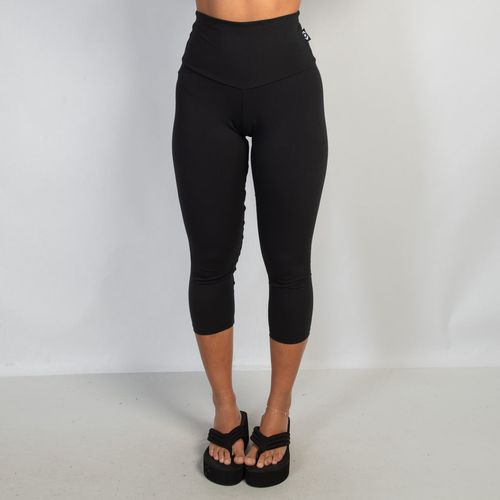 BLACK 3/4 TIGHTS