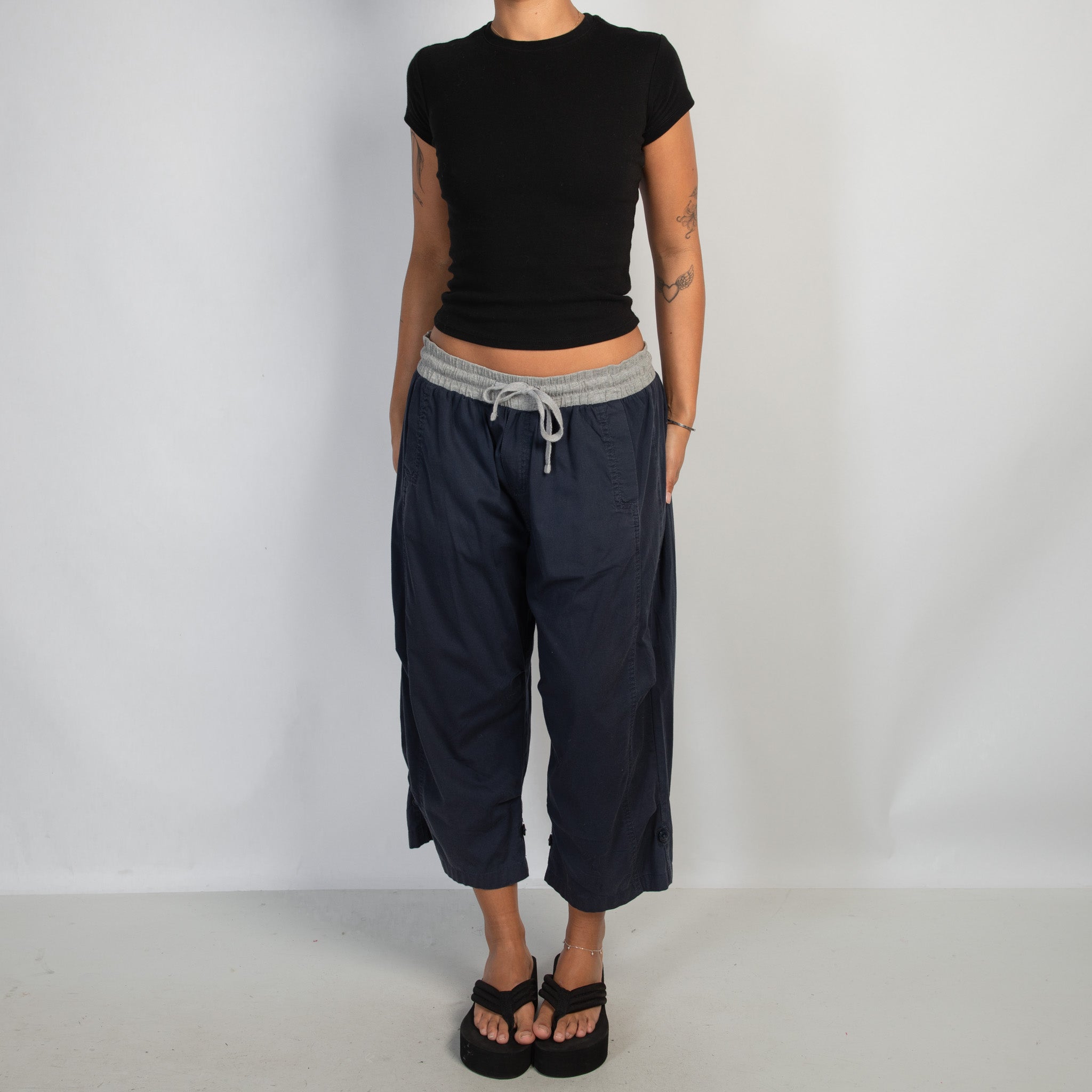 NAVY CROP CARGO PANTS