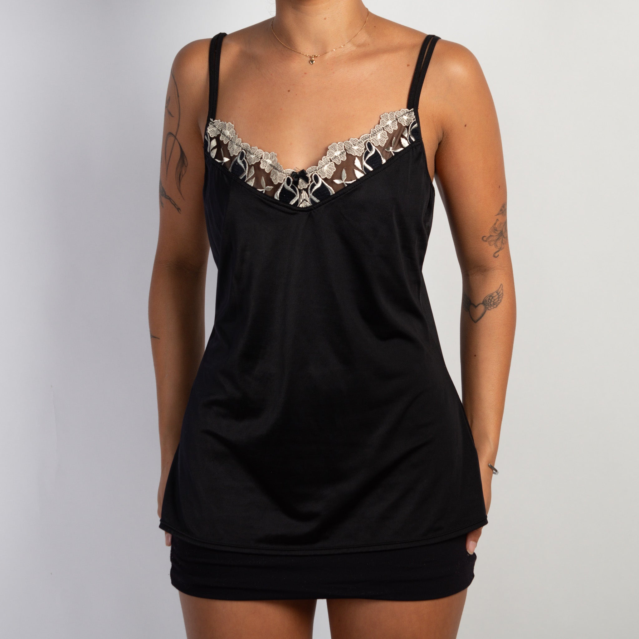 BLACK SLINKY CAMISOLE