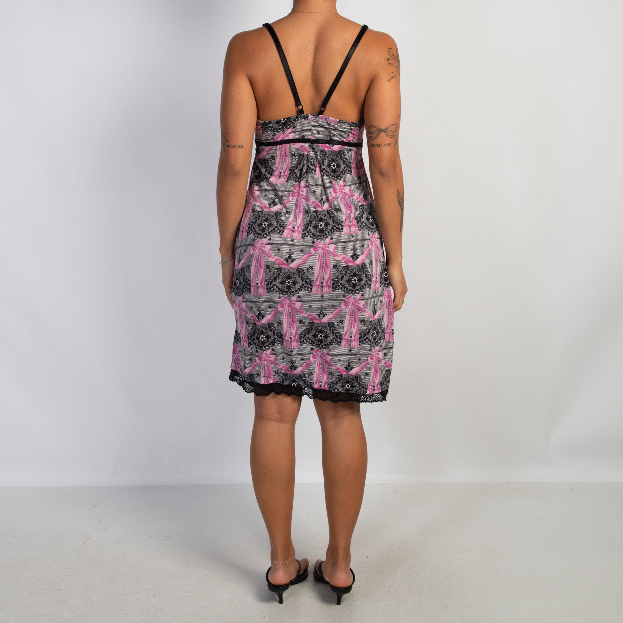 SLINKY PATTERN CHEMISE