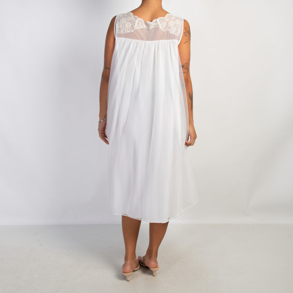 WHITE BABYDOLL NIGHTGOWN