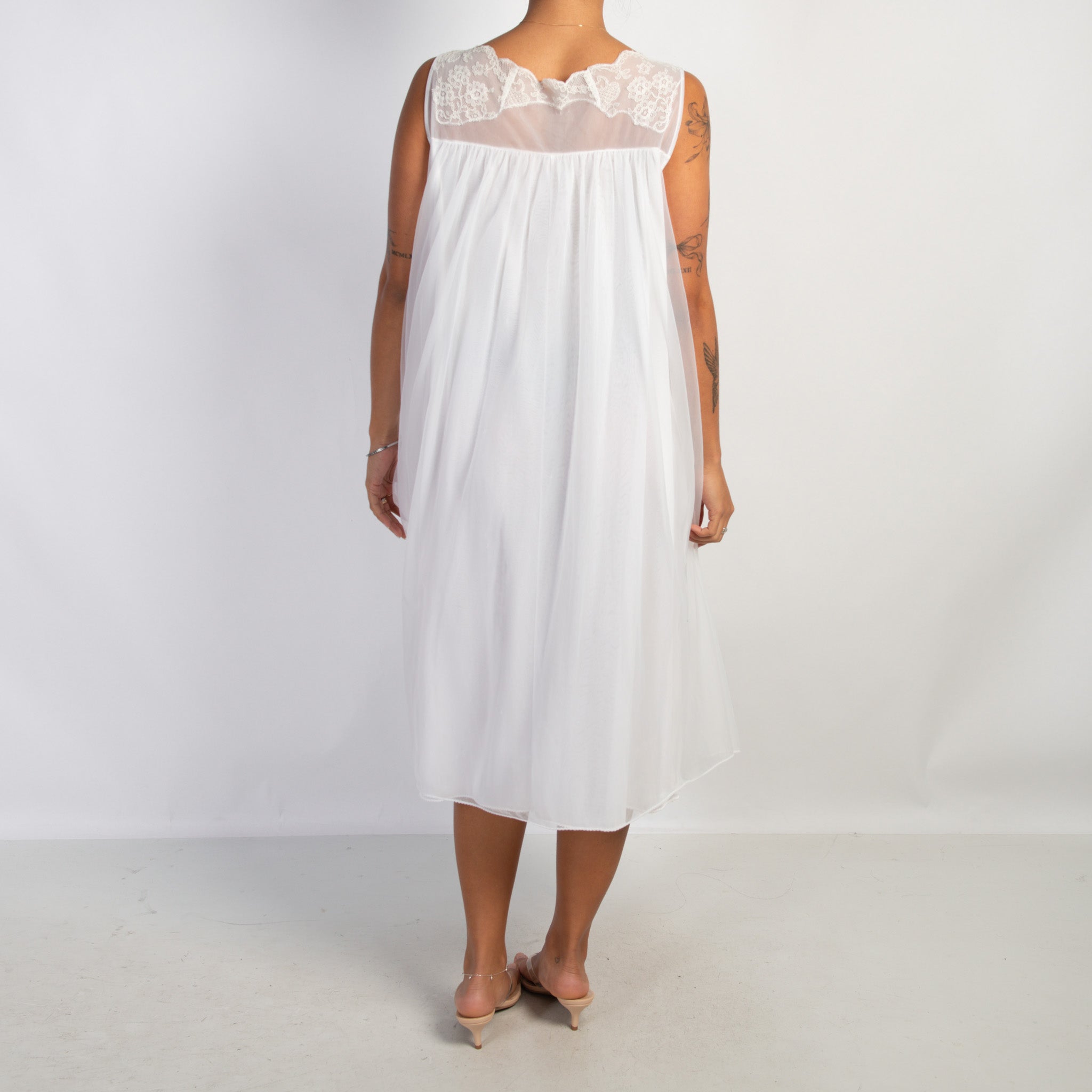 WHITE BABYDOLL NIGHTGOWN
