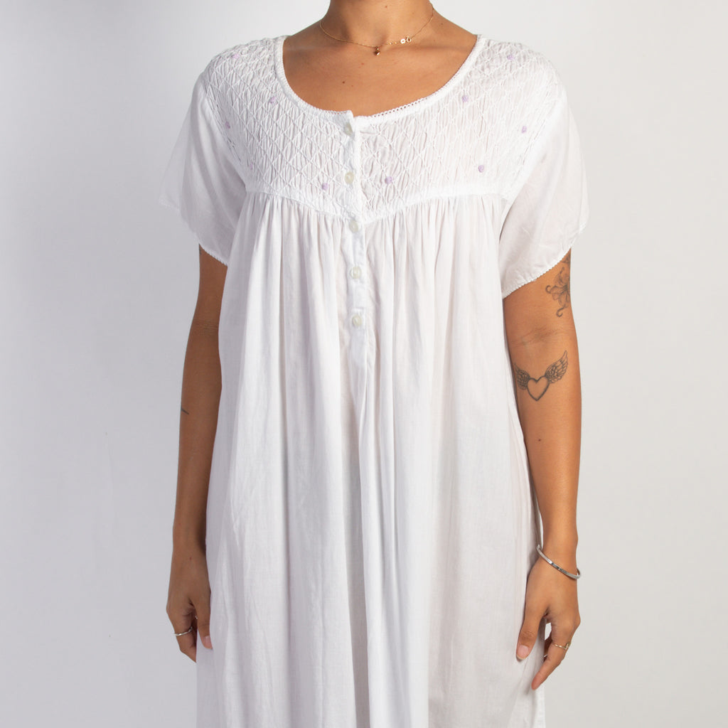 WHITE COTTON NIGHTGOWN