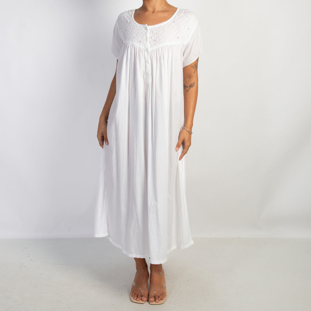 WHITE COTTON NIGHTGOWN