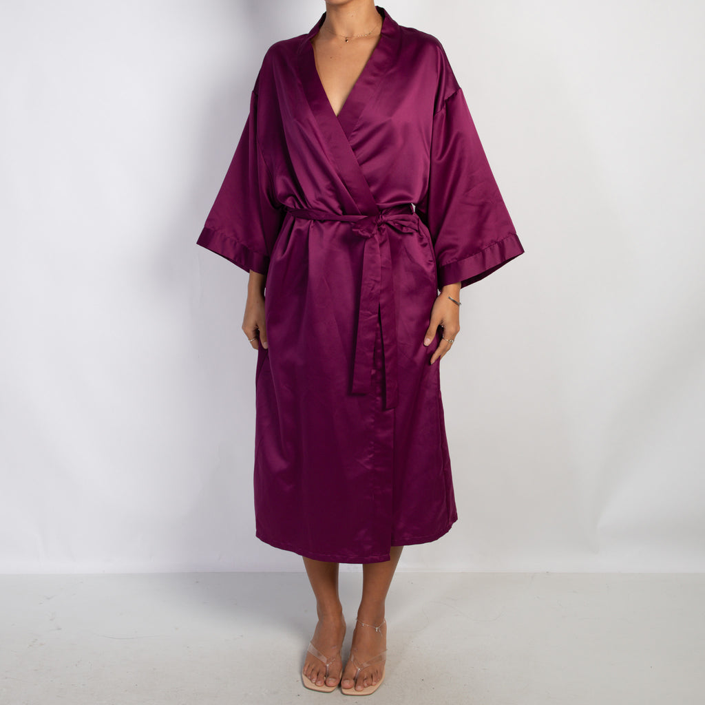 FUCHSIA SATIN ROBE