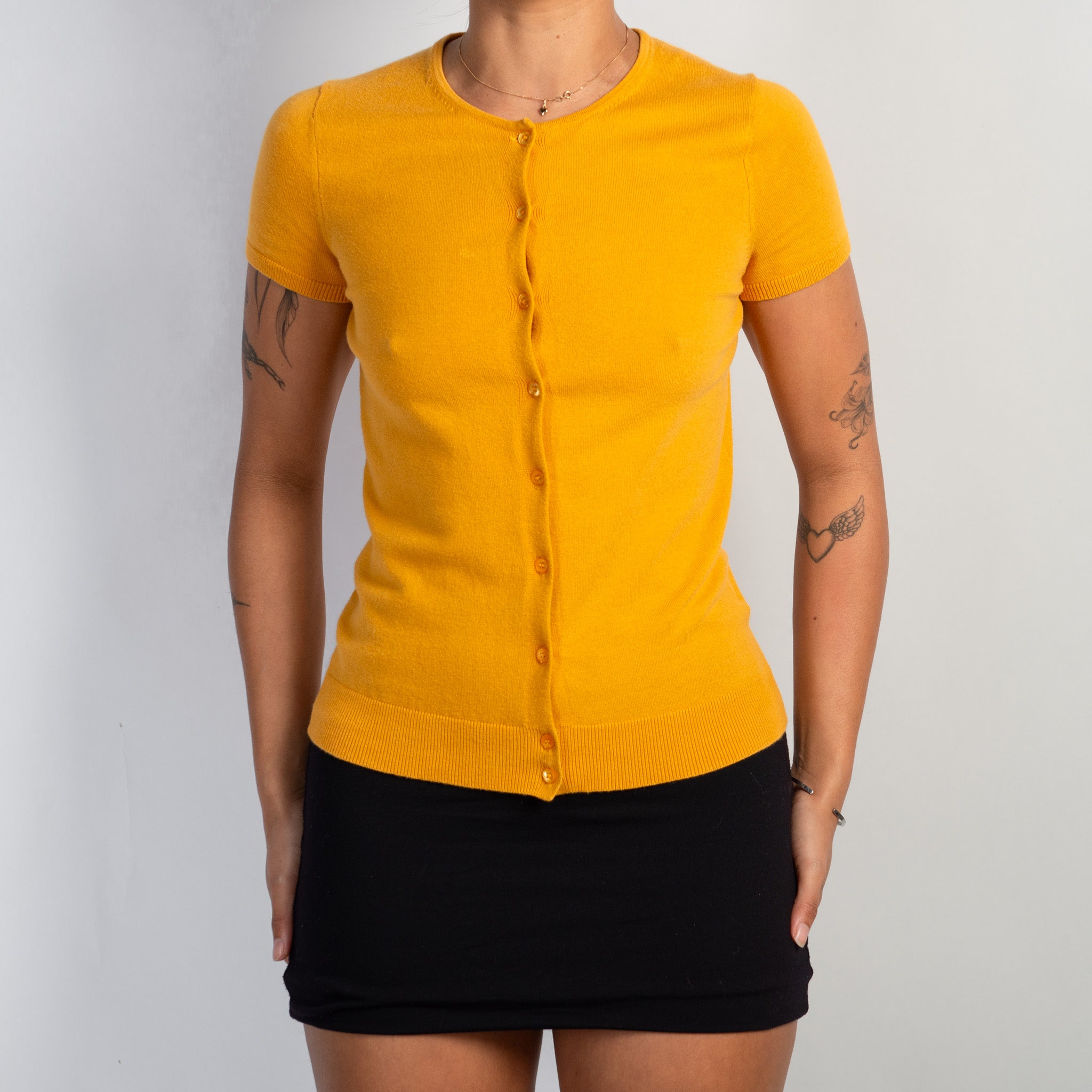 YELLOW SHORT SLEEVE CARDIGAN