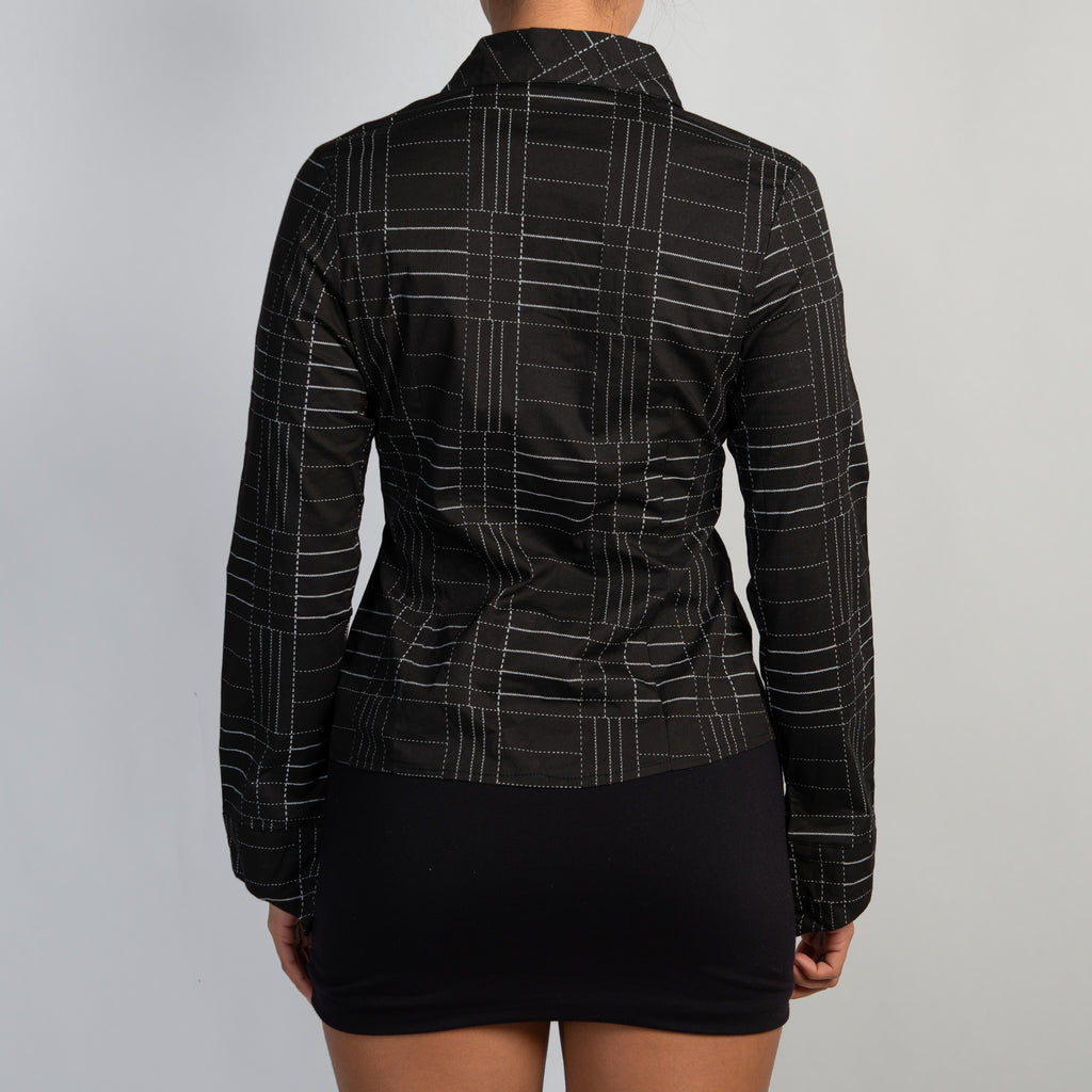 BLACK PATTERN BLOUSE