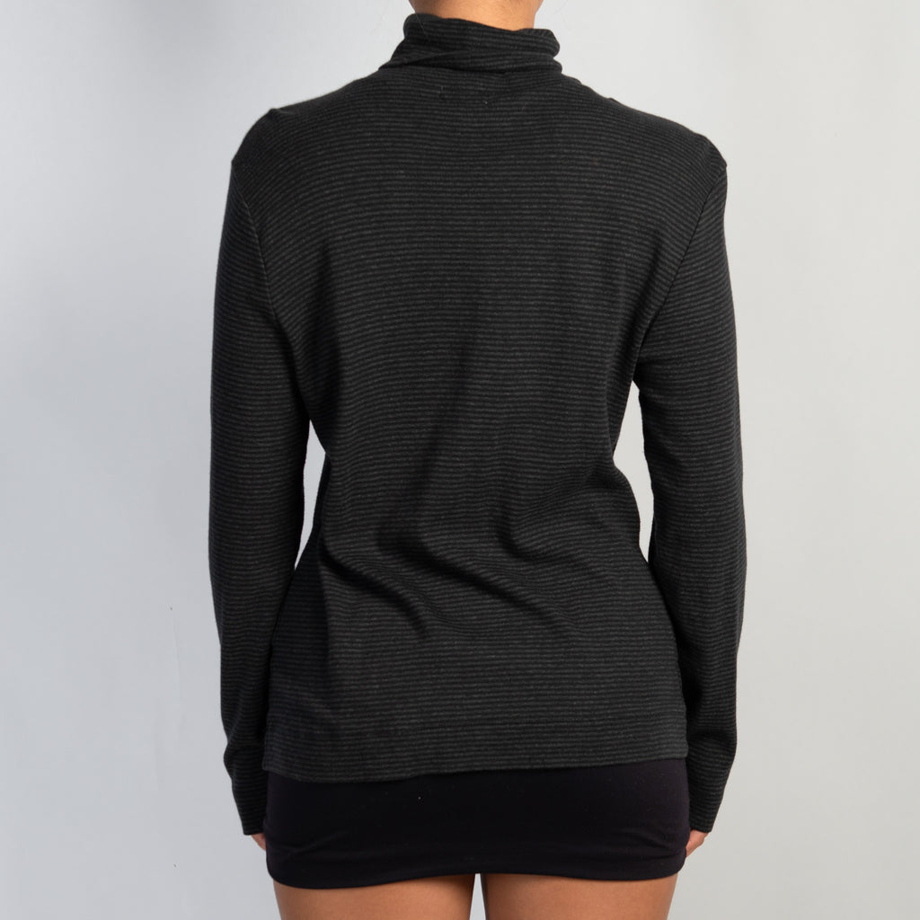 STRIPE LONG SLEEVE TOP