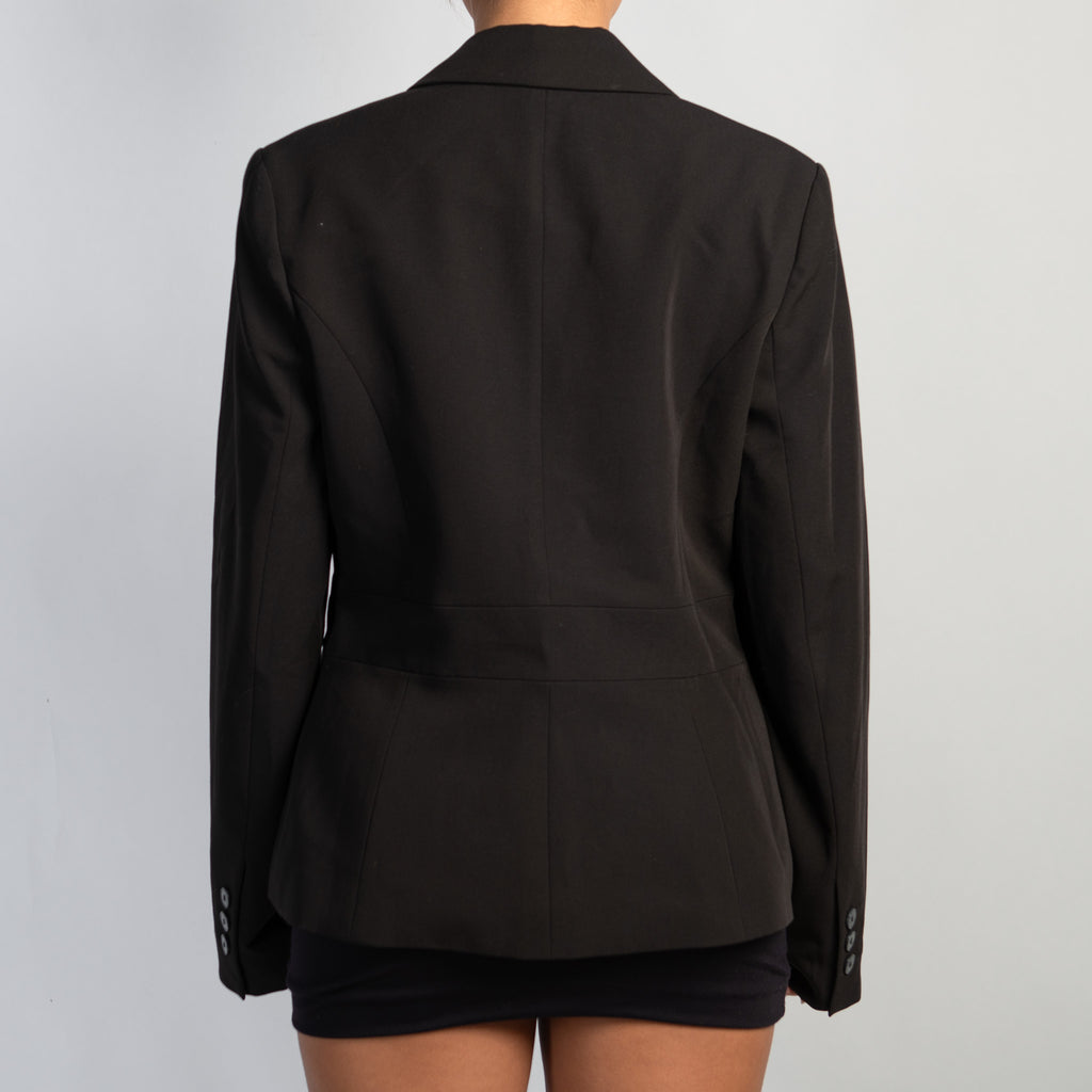 CLASSIC BLACK BLAZER