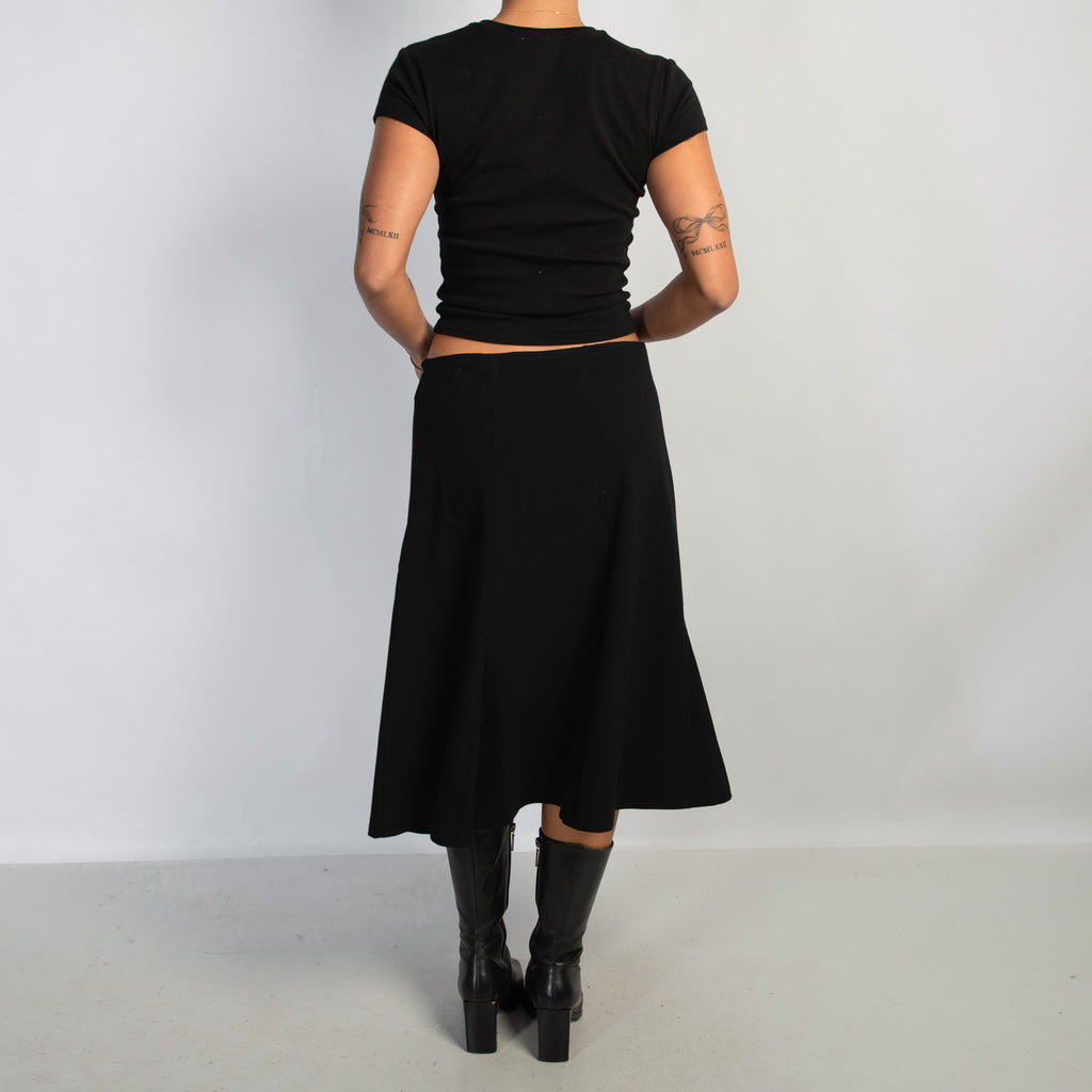 BLACK MIDI SKIRT
