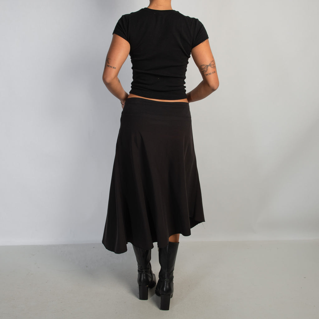 ASYMMETRIC MIDI SKIRT