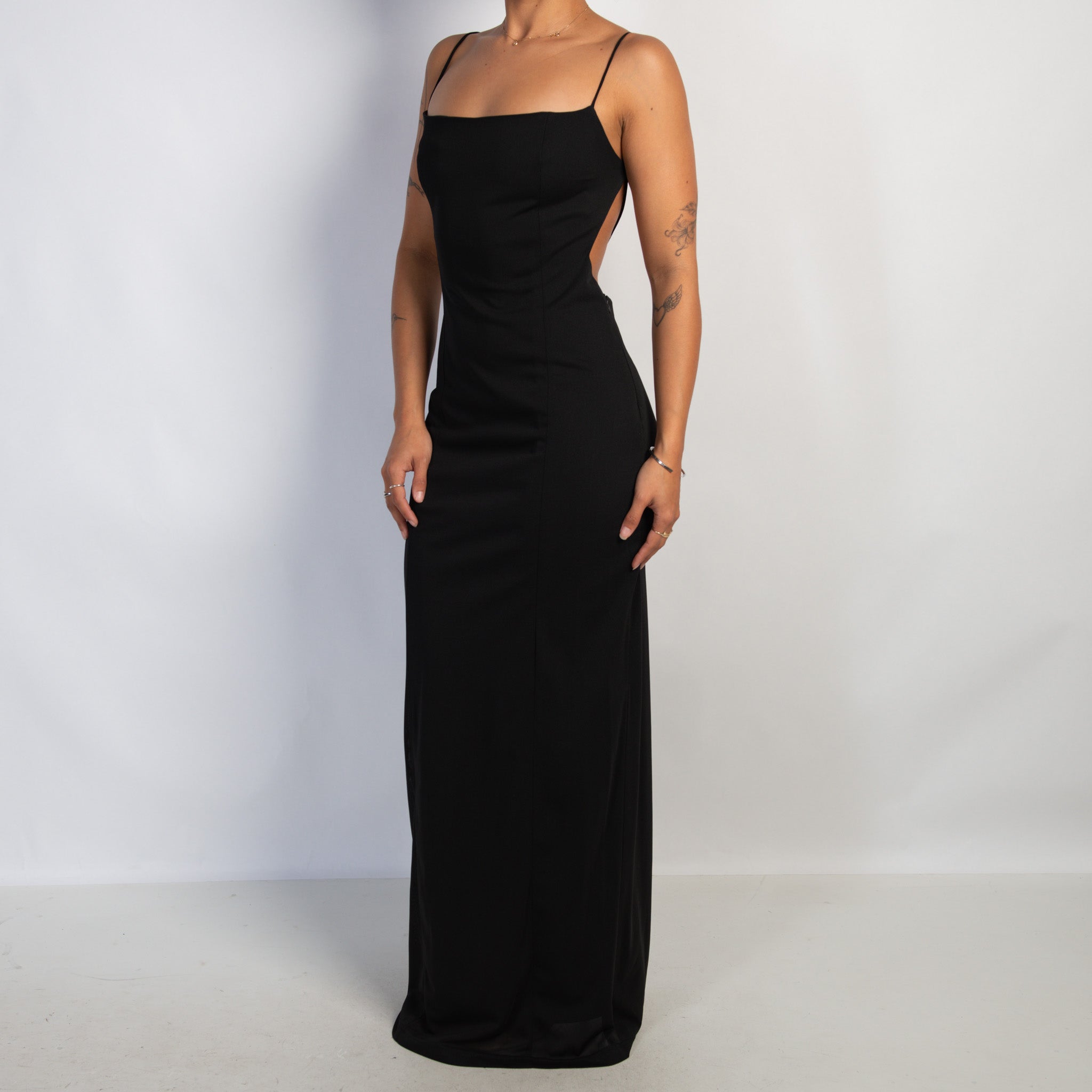 BLACK BACKLESS GOWN