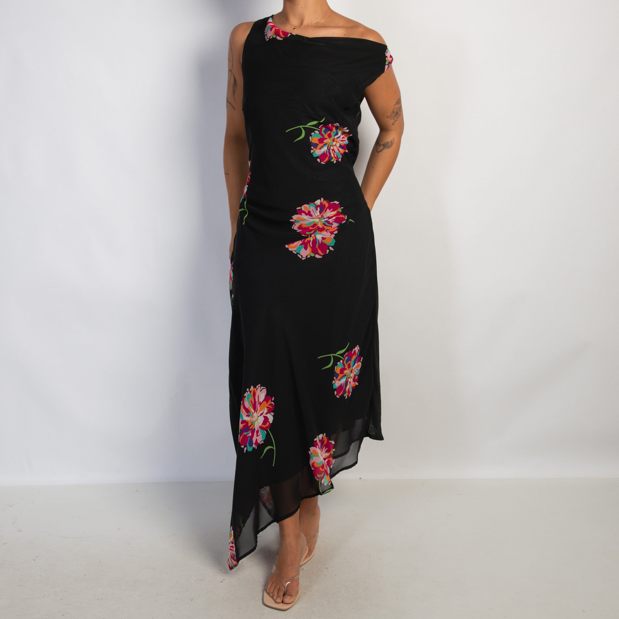 BLACK FLORAL MIDI DRESS