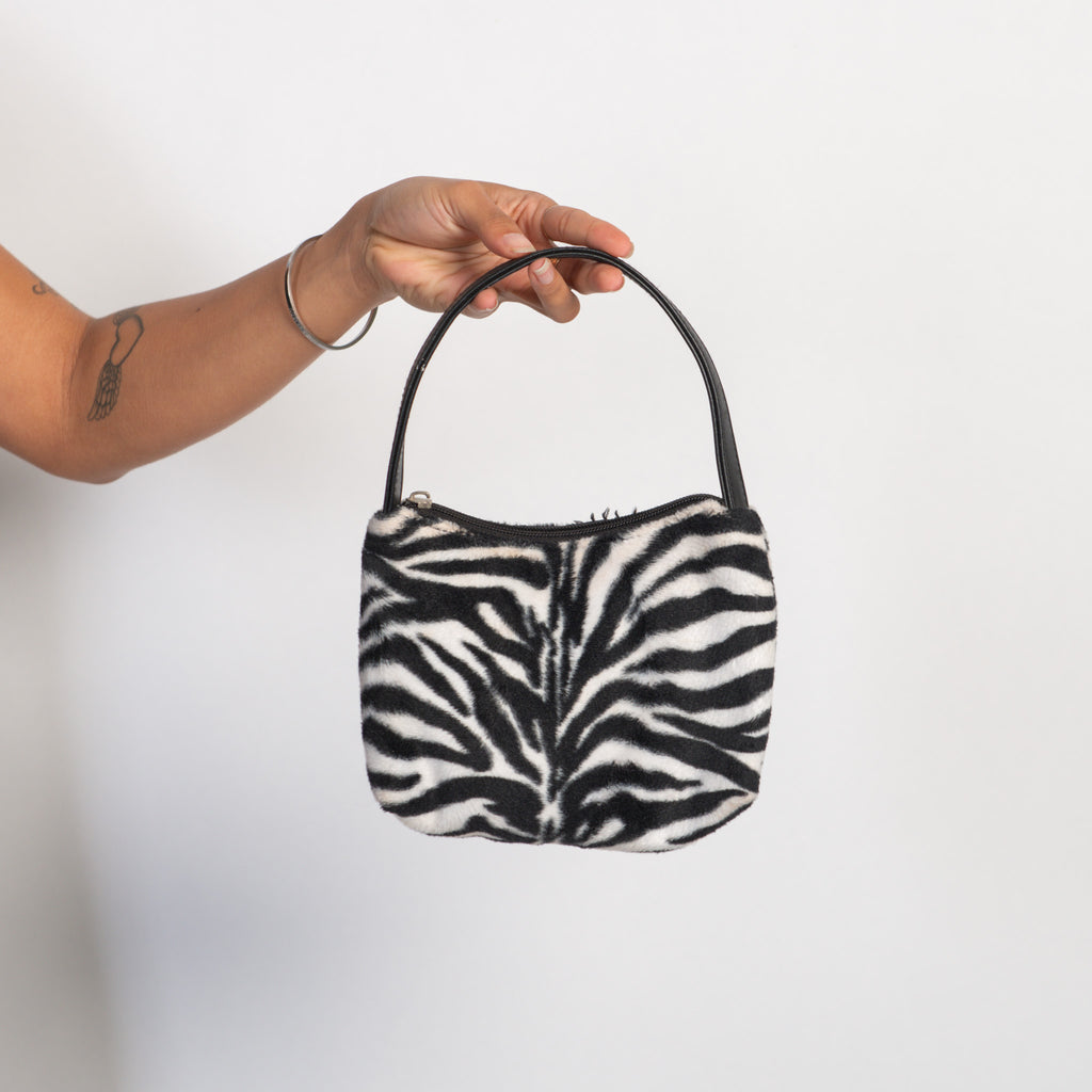 B&W ZEBRA PURSE