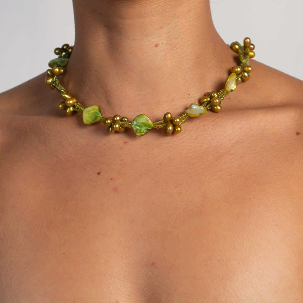GREEN BEADED NECKLACE