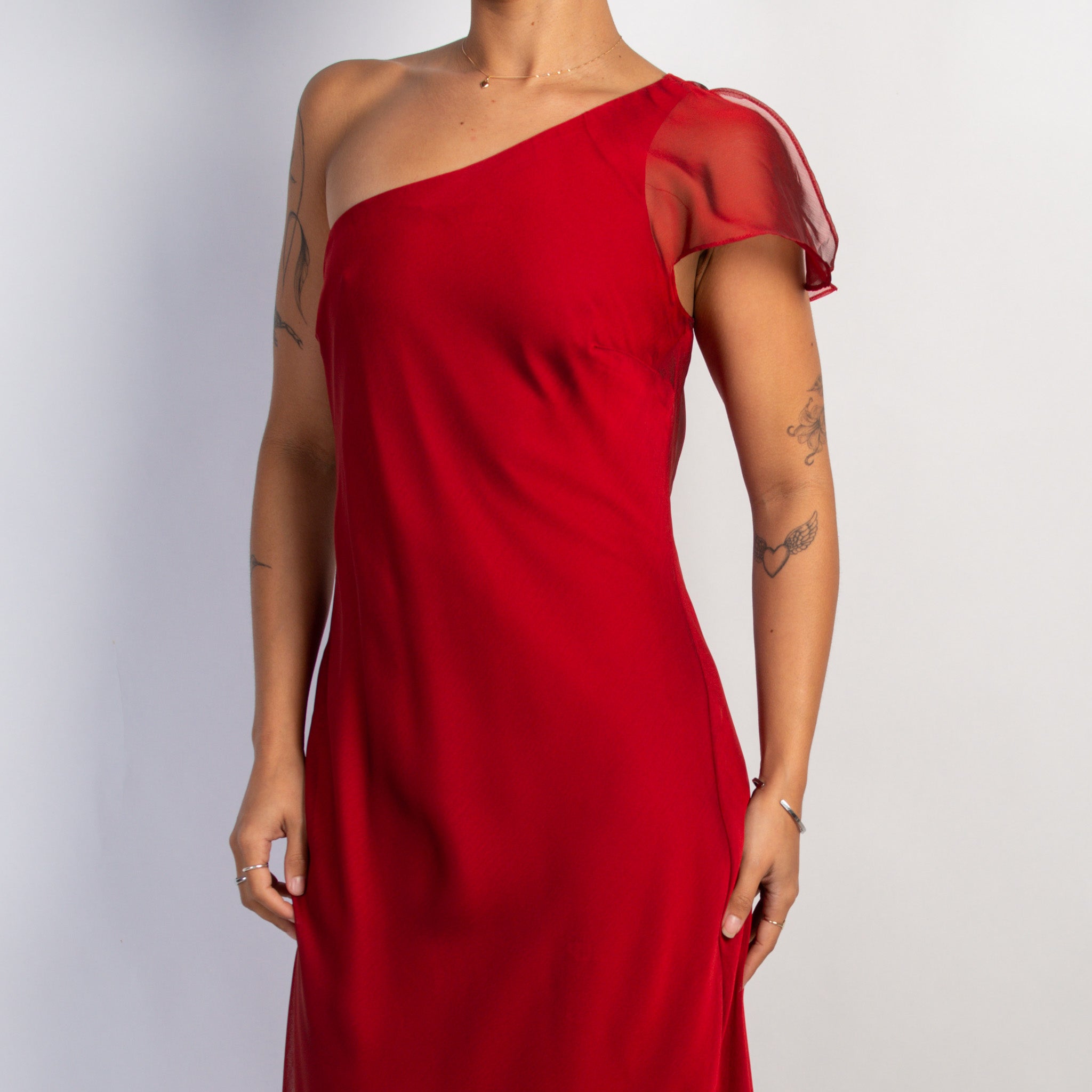 RED ONE SHOULDER GOWN