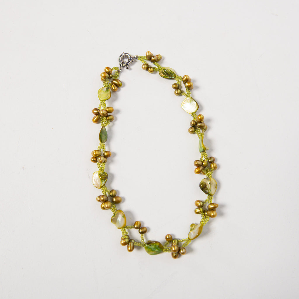 GREEN BEADED NECKLACE