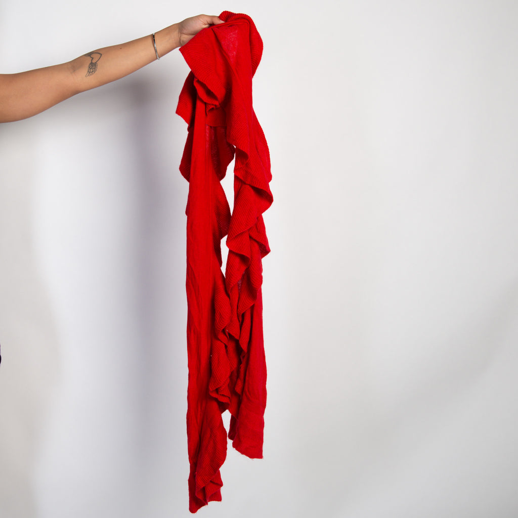 RED RUFFLE SCARF
