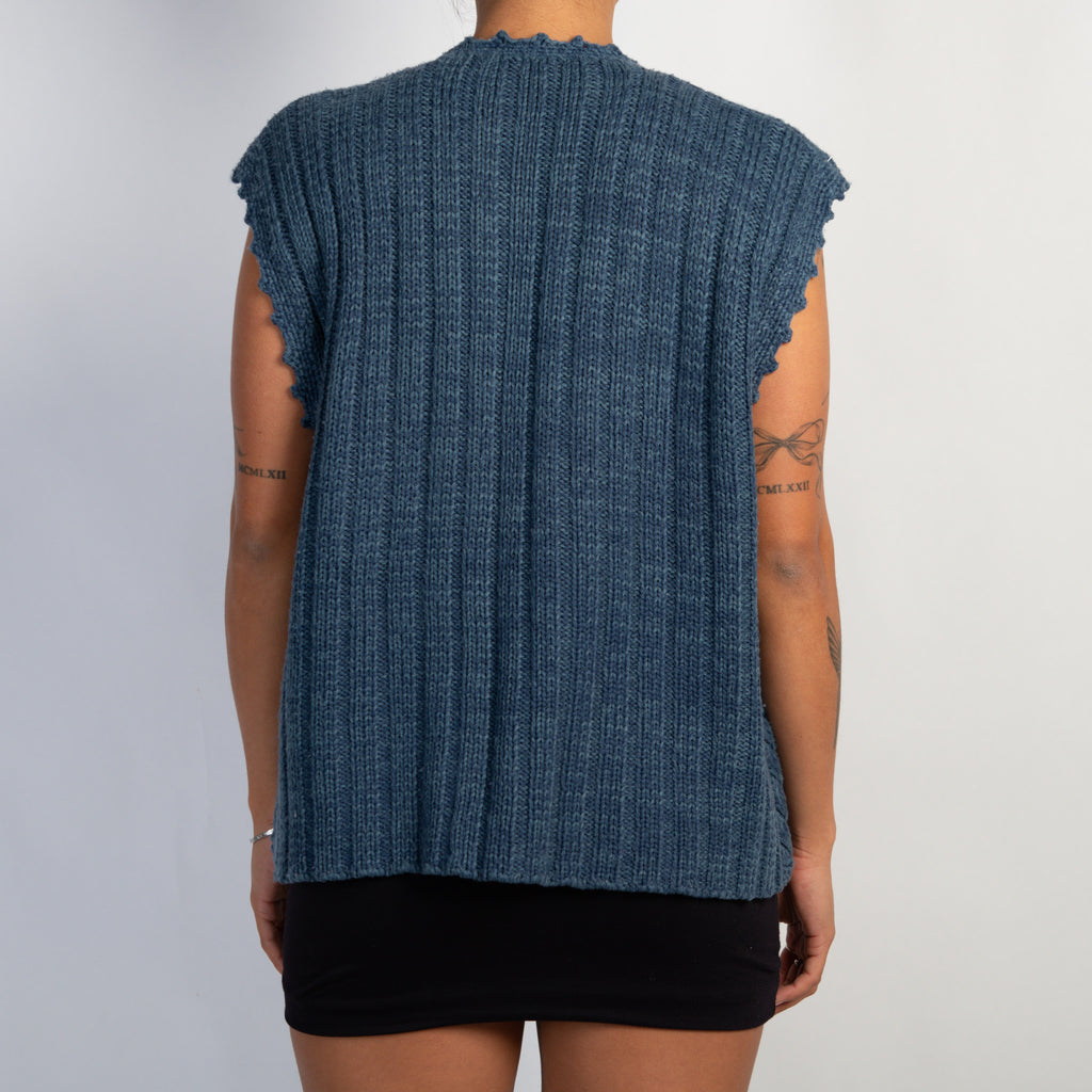 BLUE KNIT BUTTON VEST