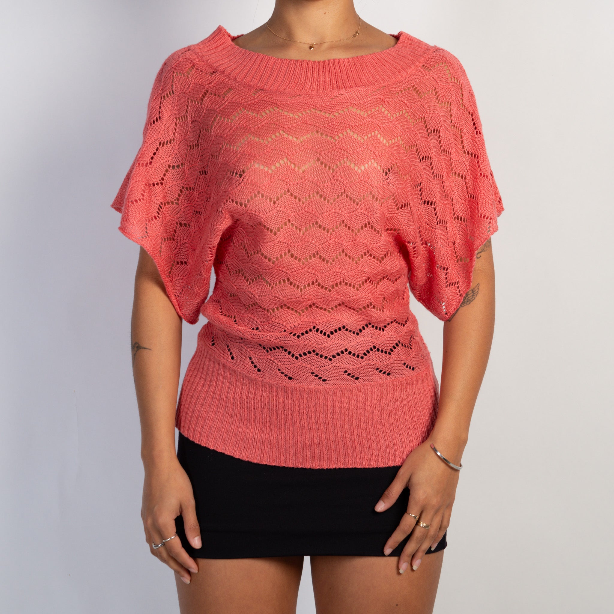 CORAL KNIT TOP