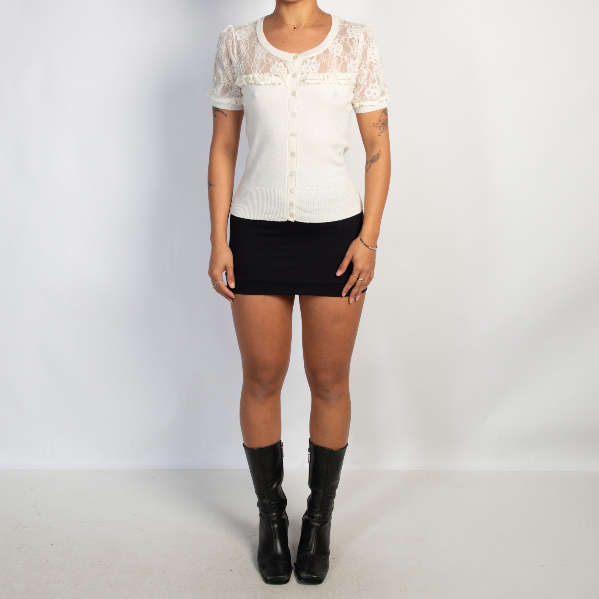 IVORY LACE KNIT TOP