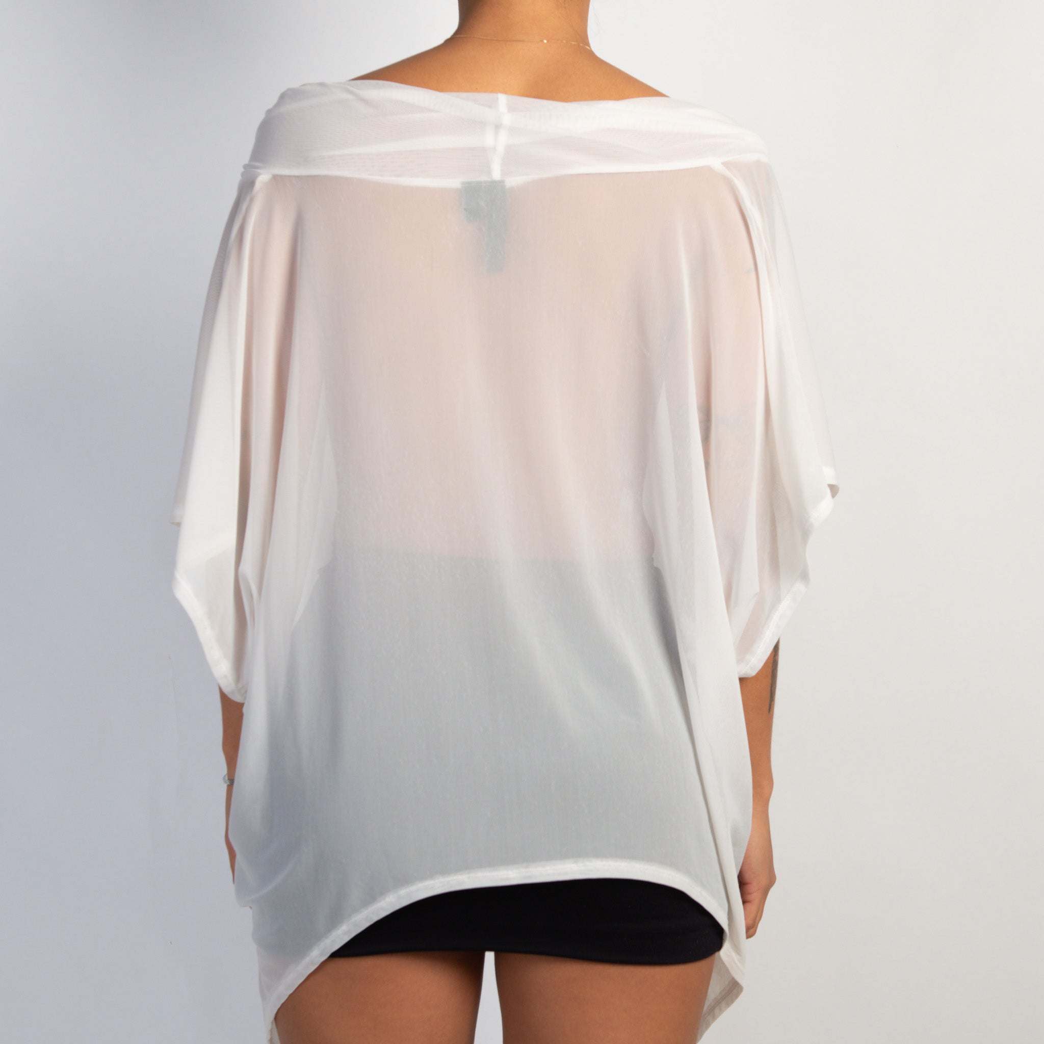 WHITE MESH TOP