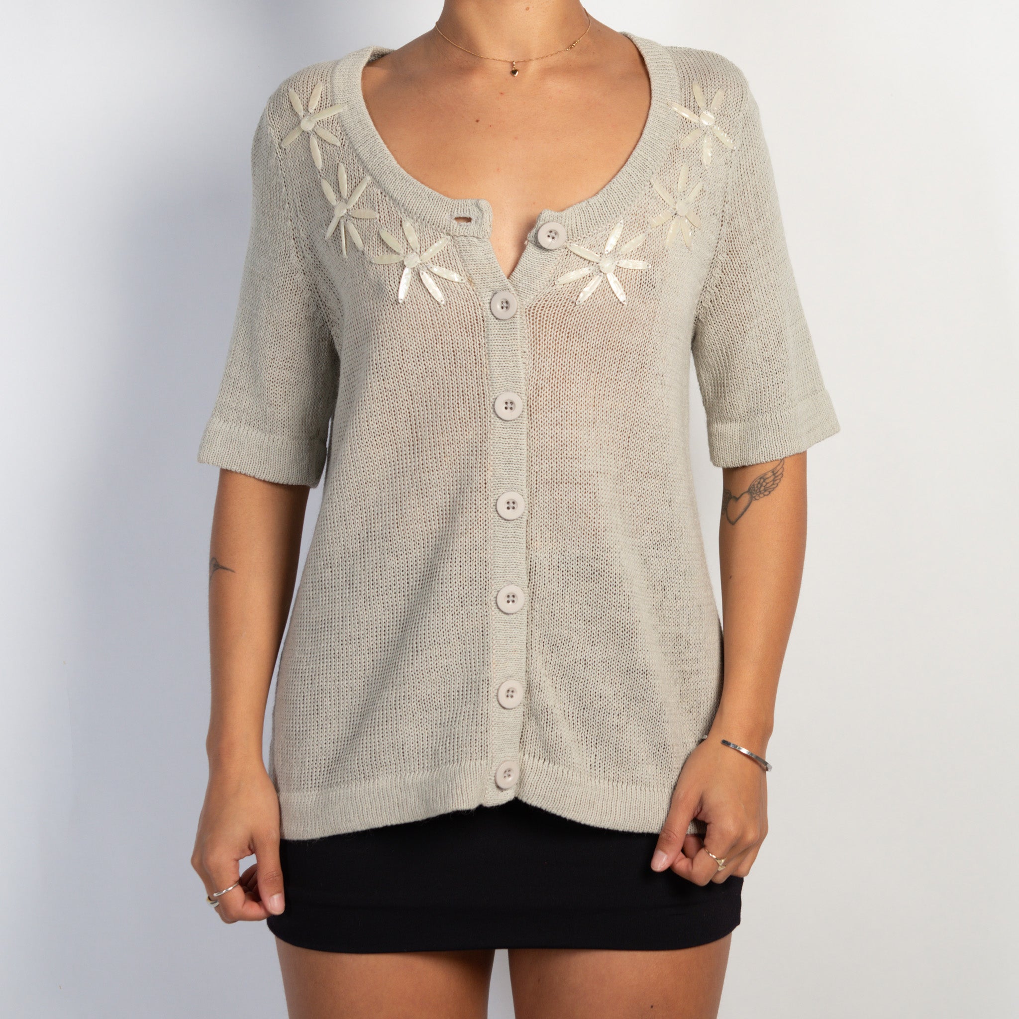 GREY KNIT FLORAL TOP