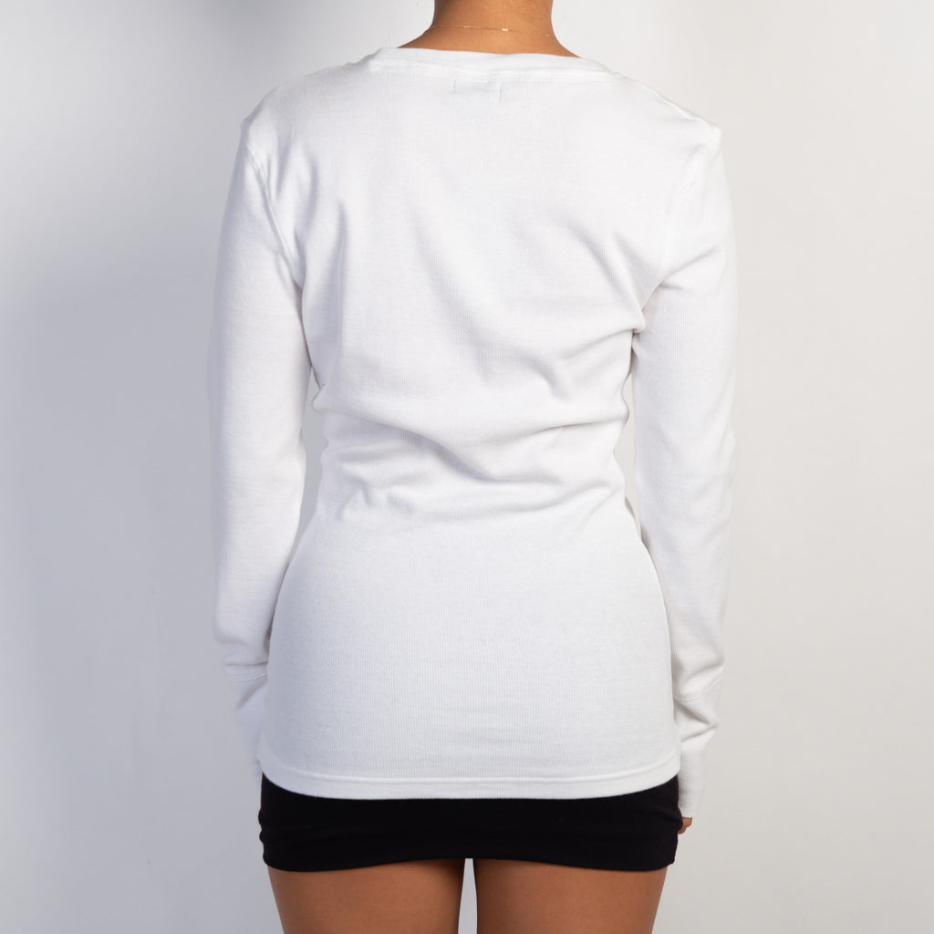WHITE RIB HENLEY TOP
