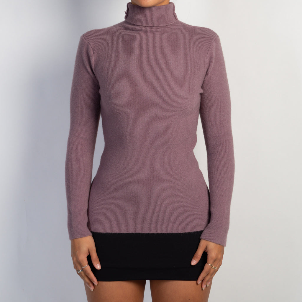 PURPLE TURTLENECK KNIT TOP