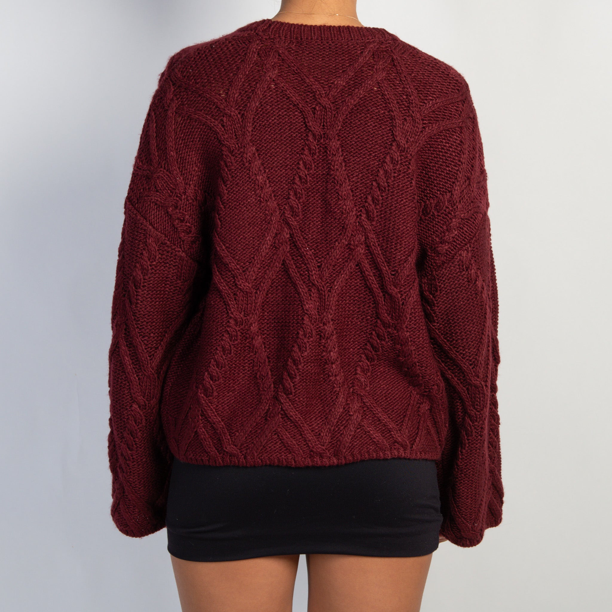 DEEP RED KNIT CARDIGAN