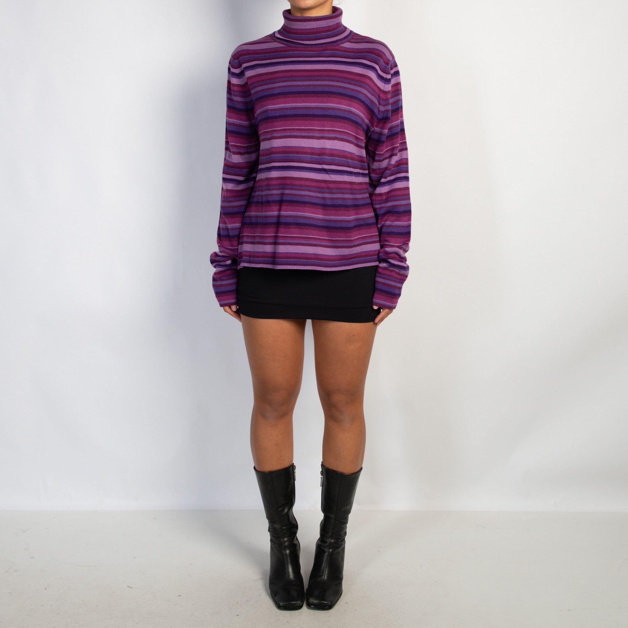 STRIPE TURTLENECK TOP