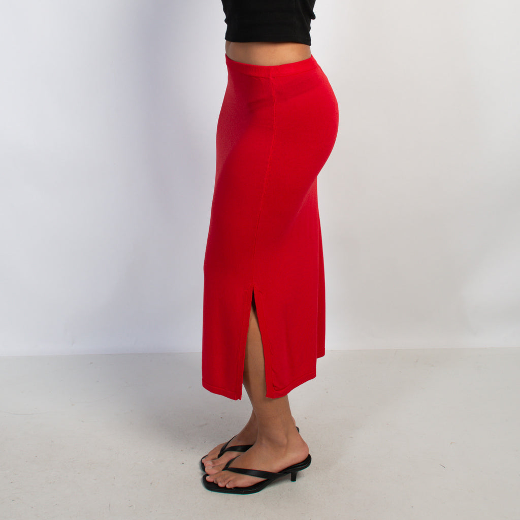 RED SHEER KNIT SKIRT