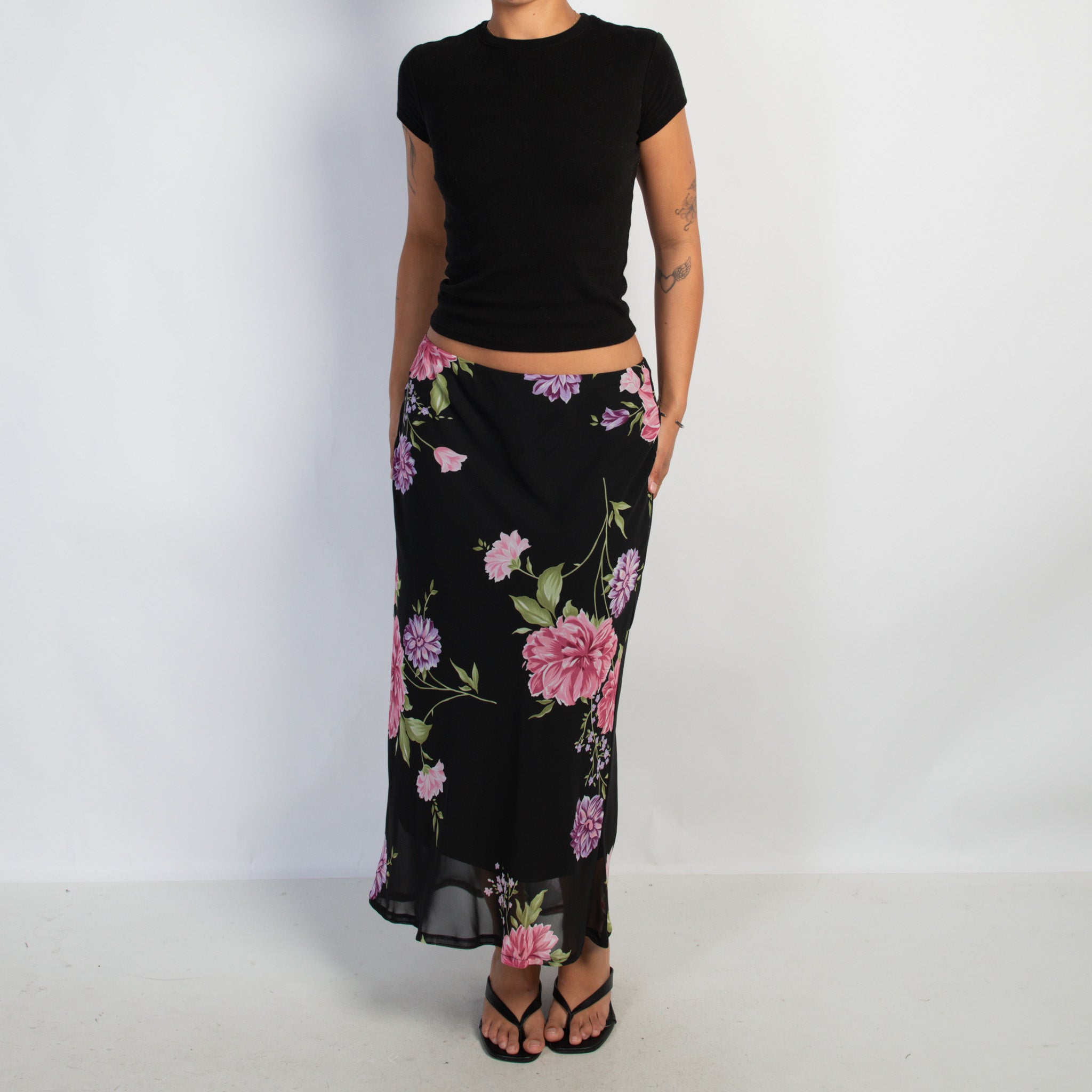 FLORAL MIDI SKIRT