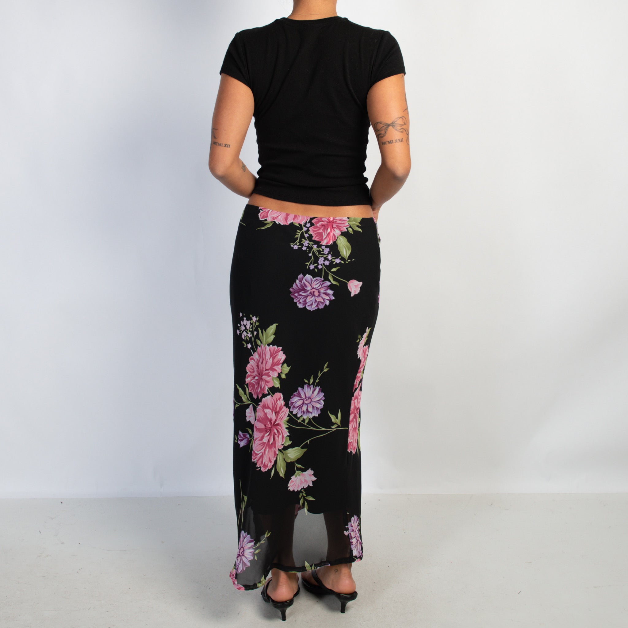 FLORAL MIDI SKIRT