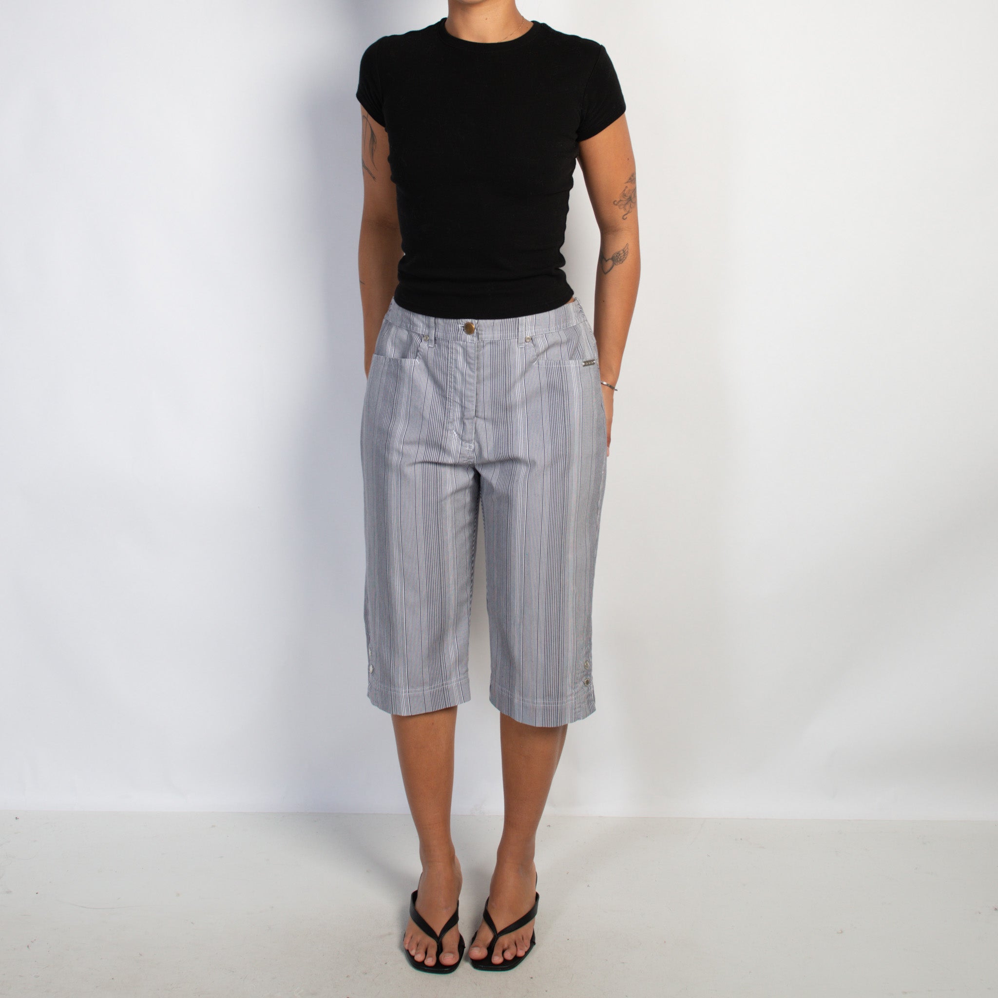 STRIPE CAPRI COTTON PANTS
