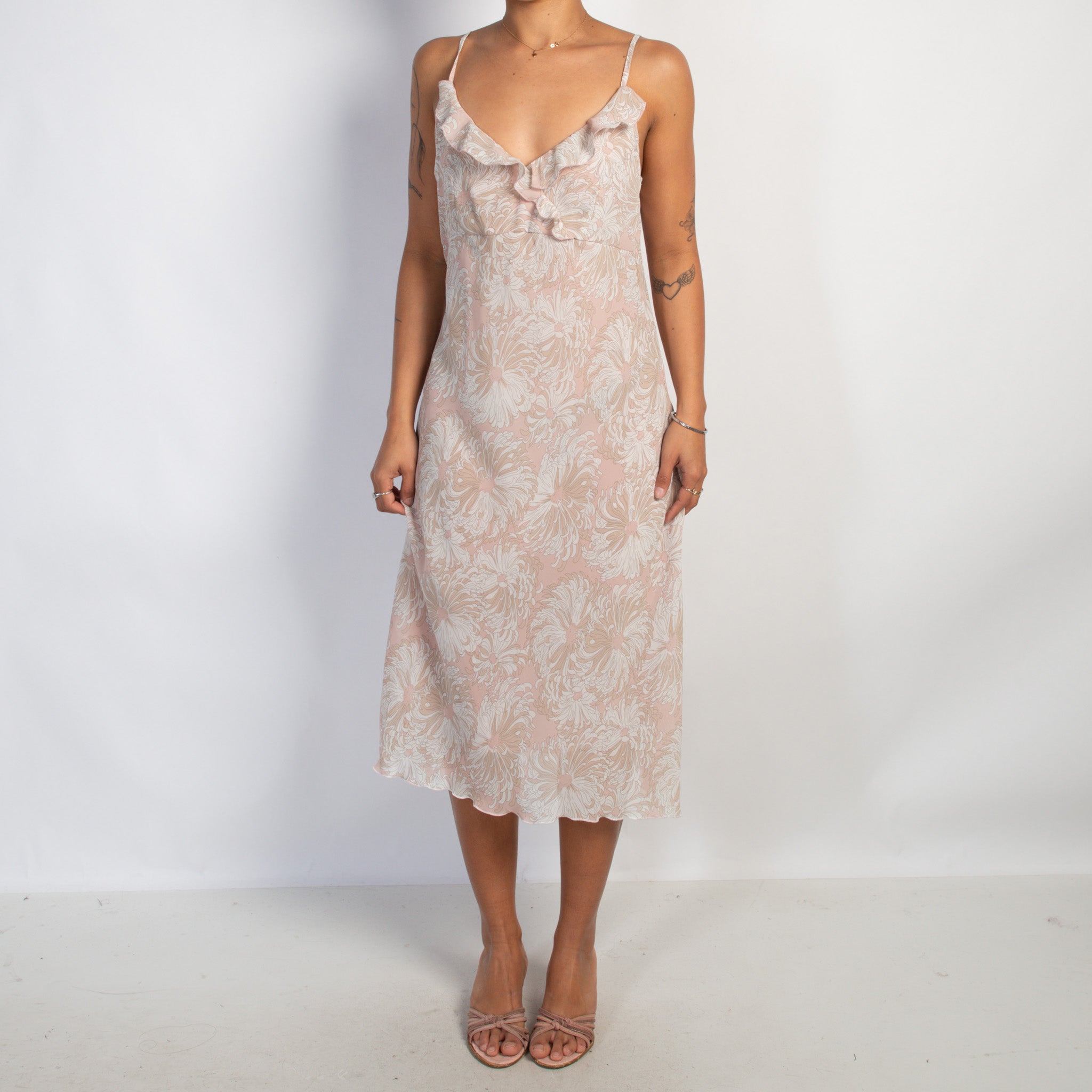 PALE PINK FLORAL MIDI DRESS