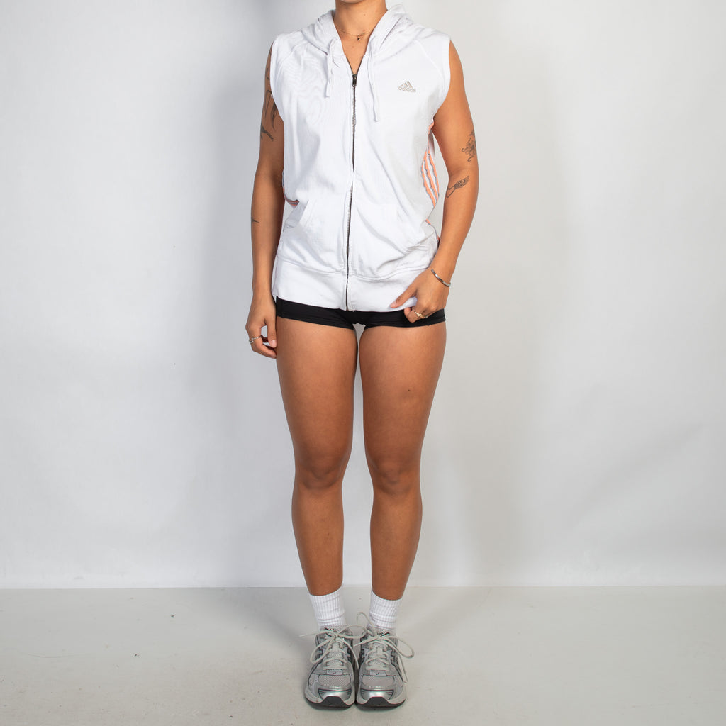 SLEEVELESS ZIP HOODIE
