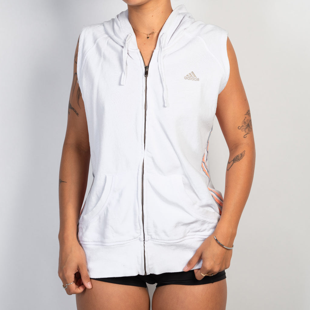 SLEEVELESS ZIP HOODIE