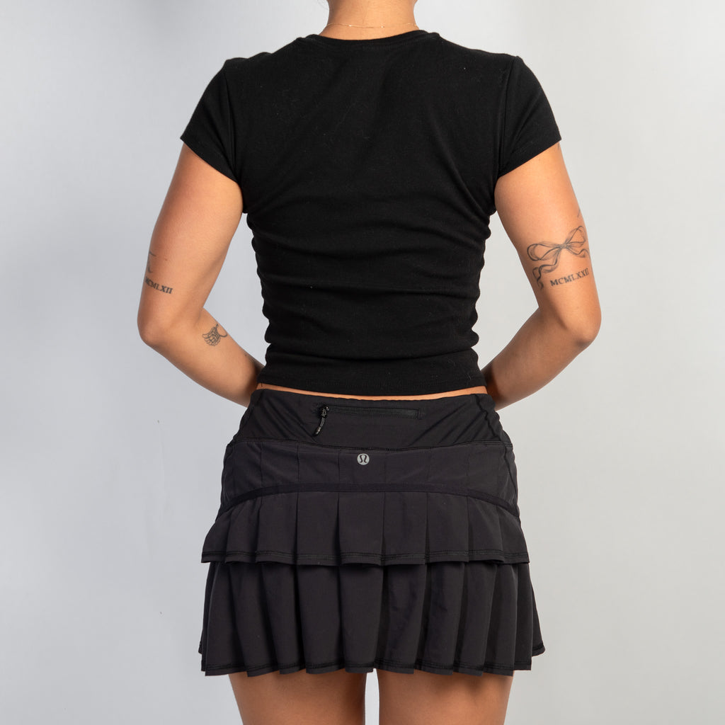 BLACK TIERED RUFFLE SKORT