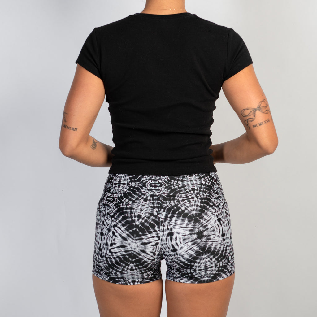 B&W TIE DYE BIKE SHORTS