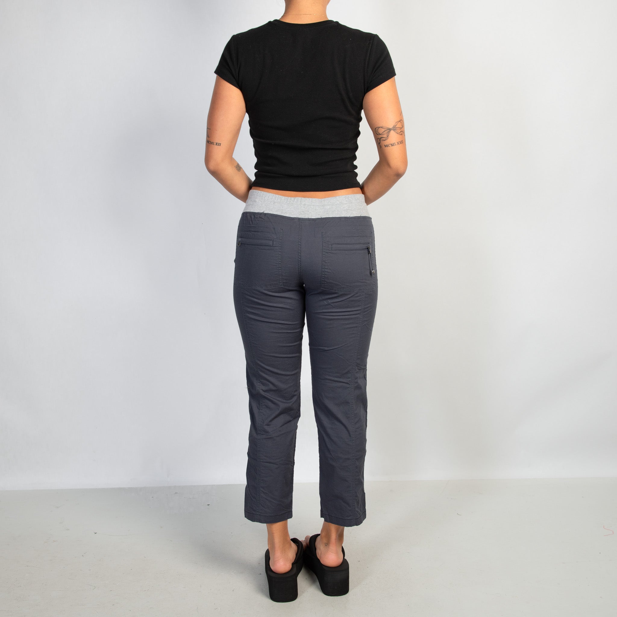 NAVY CROP CARGO PANTS